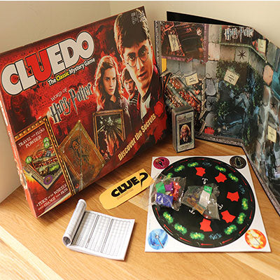 Cluedo Suspect Clue Discover the Secrets Classic Board Game English Version instructions Detective Game for family party