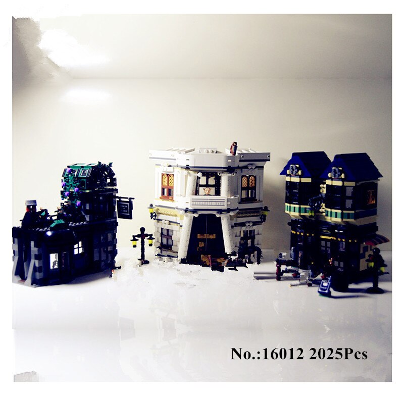 In-Stock H&HXY 16012 2025Pcs Limited Edition Harry Potter Series The Diagon Alley Educational Lepin Building Blocks Bricks Toys